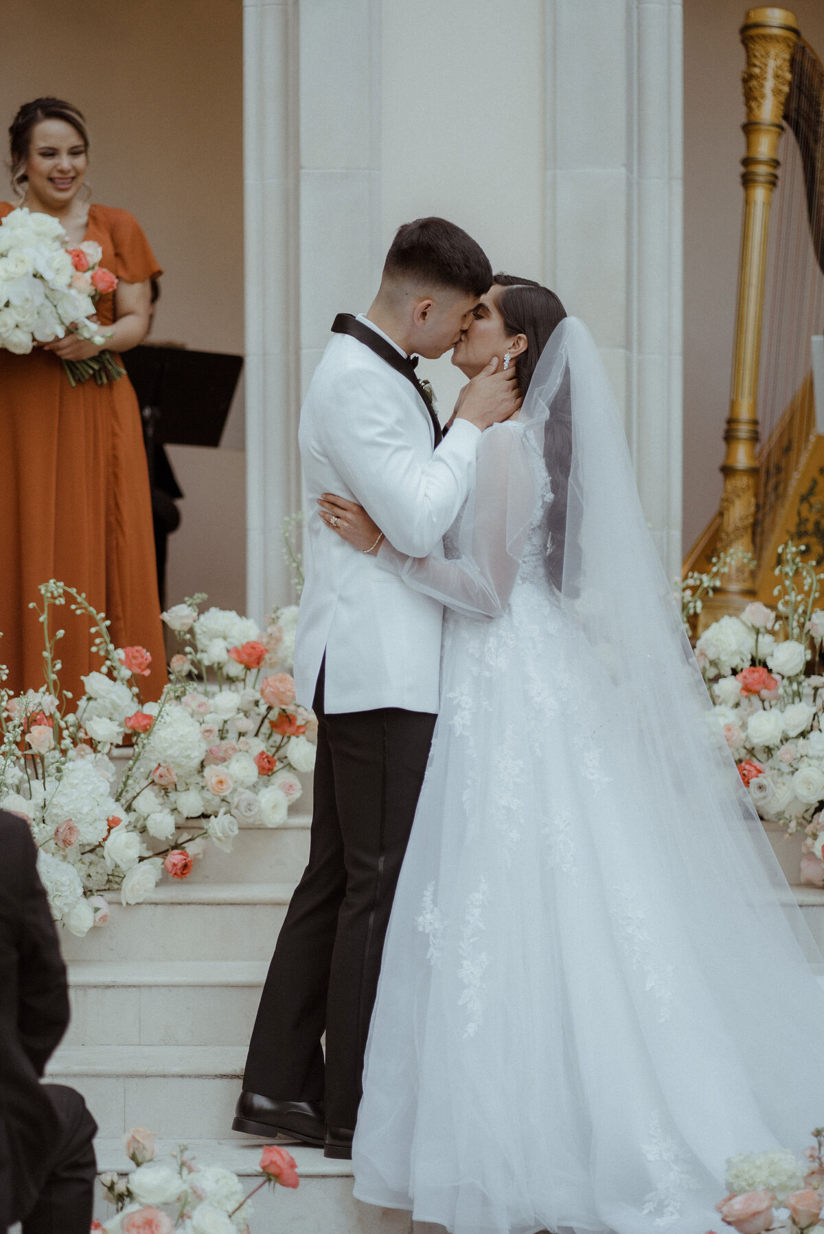 L&H_WED-233