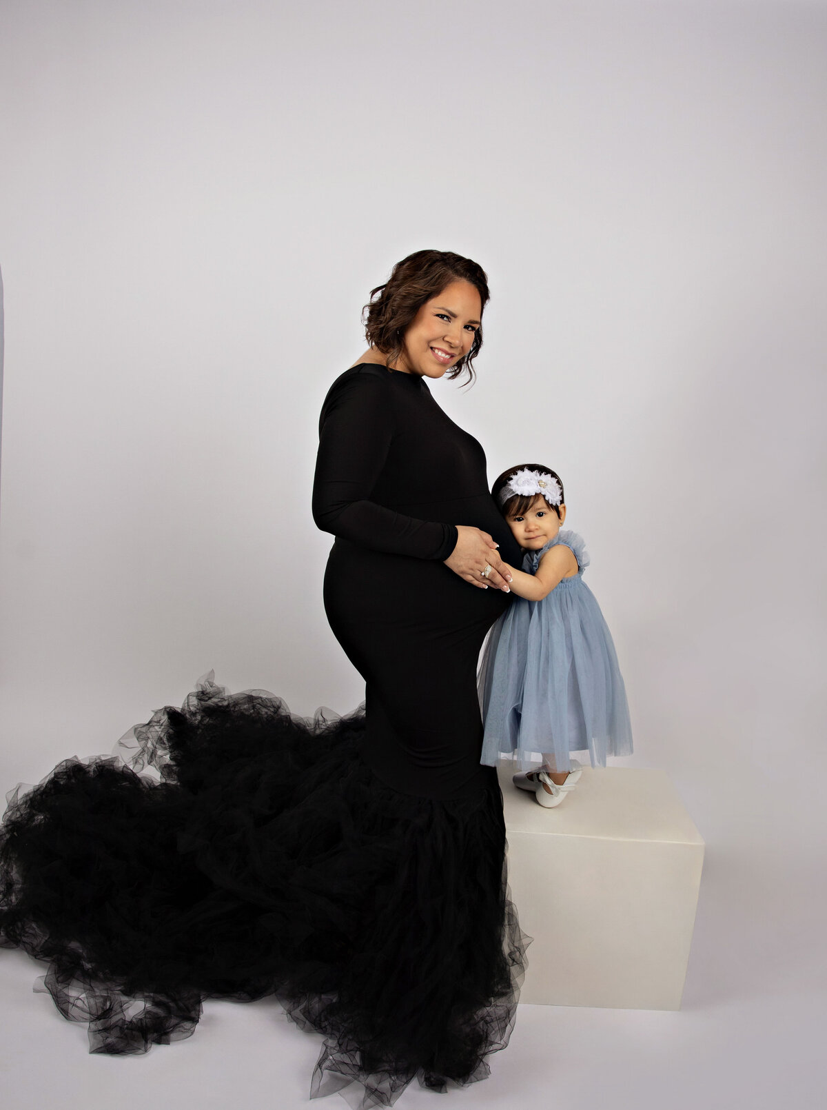  photo shoot floral background best san antonio texas photographers gown maternity photography session 