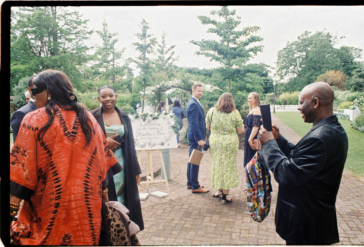London-film-wedding-photography00018