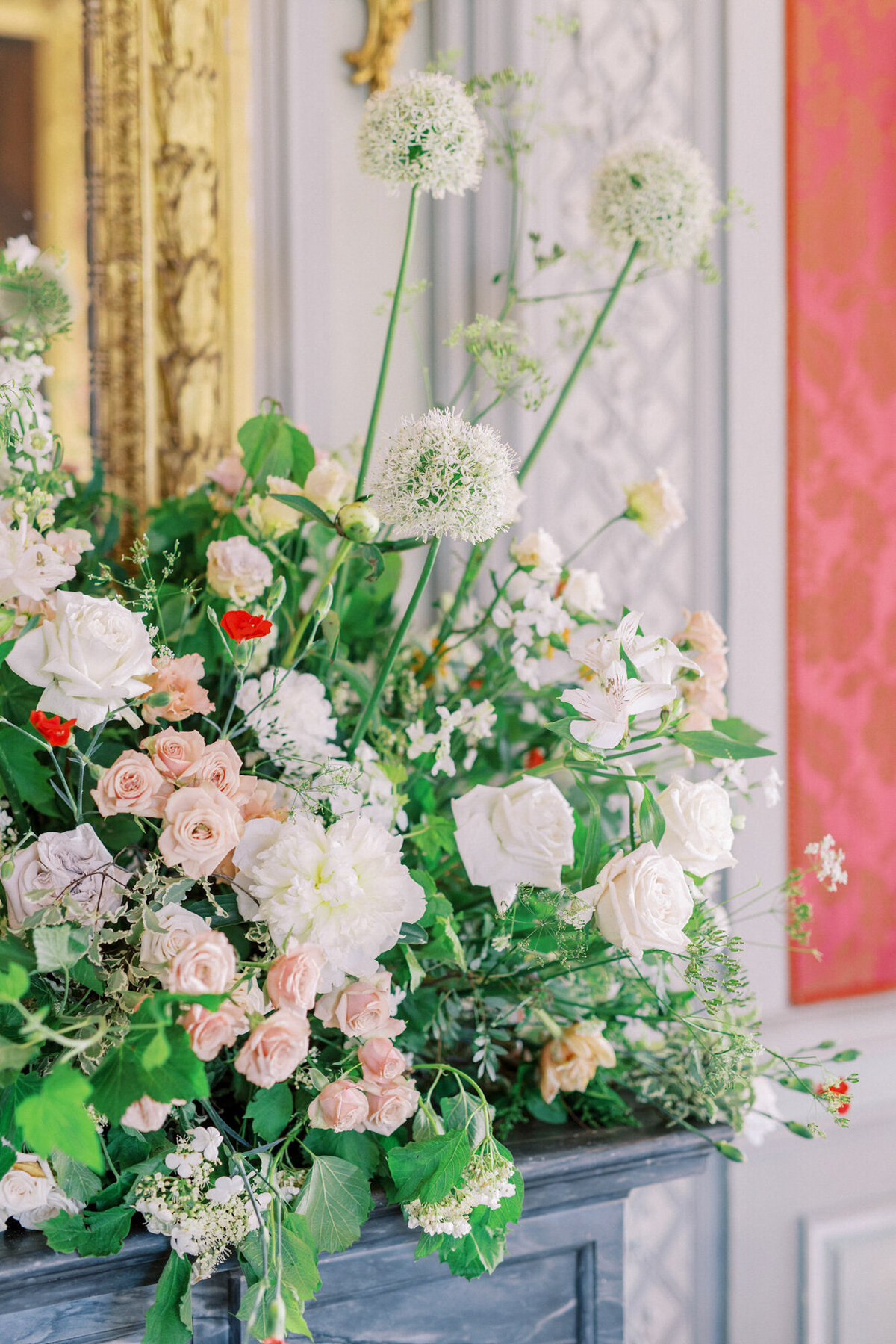 Maïlys Fortune Photography Husband Wife Wedding Weddings Photography France Switzerland Italy Timeless Dreamy Imagery Bilingual French English Destination Weddings Destination Wedding Provence French Riviera Paris Lake Como Tuscany94