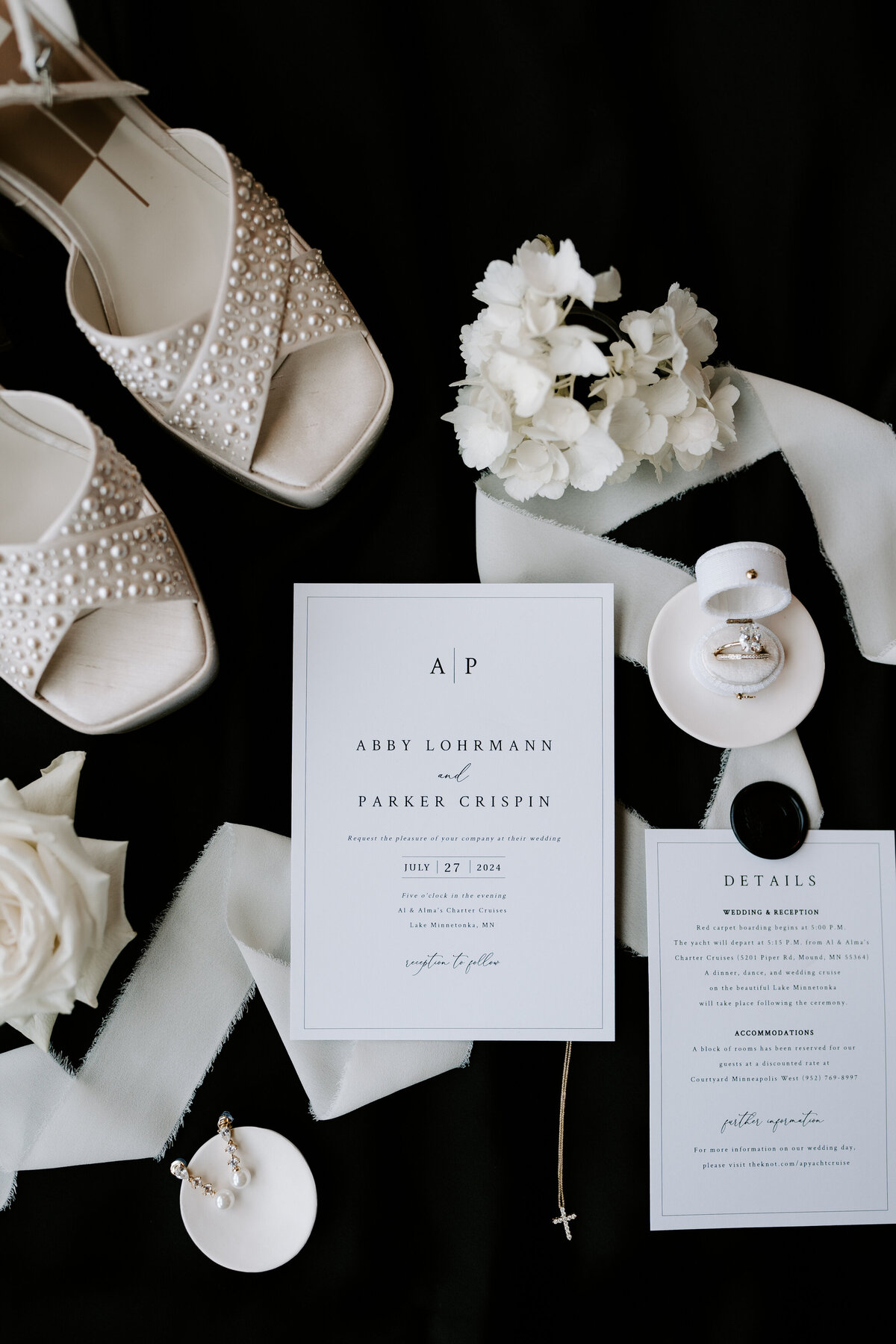 abby-parker-lake-minnetonka-wedding-1