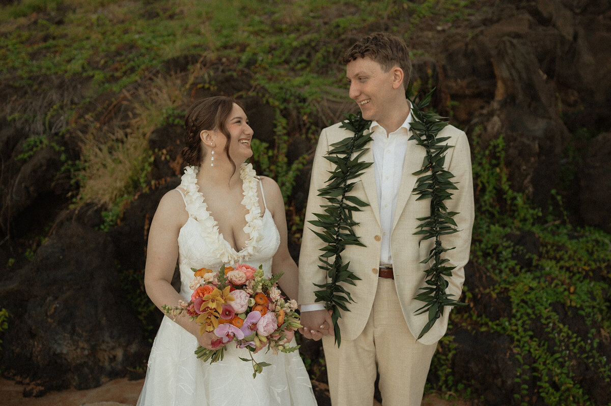 michigan hawaii elopement photographer