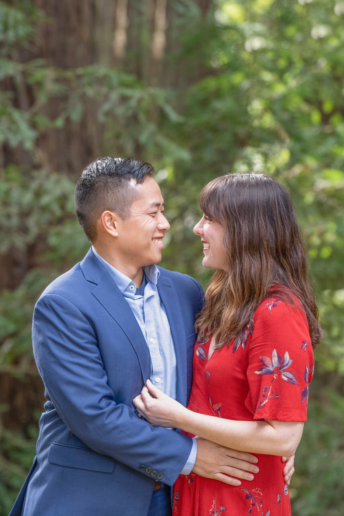 Kosuke & Chelsea  Engagement Portraits_ California Redwoods _04