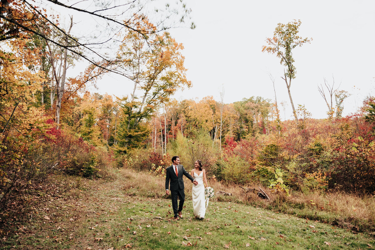 Kaila and Company-rylie and riley hocking hills elopement-12