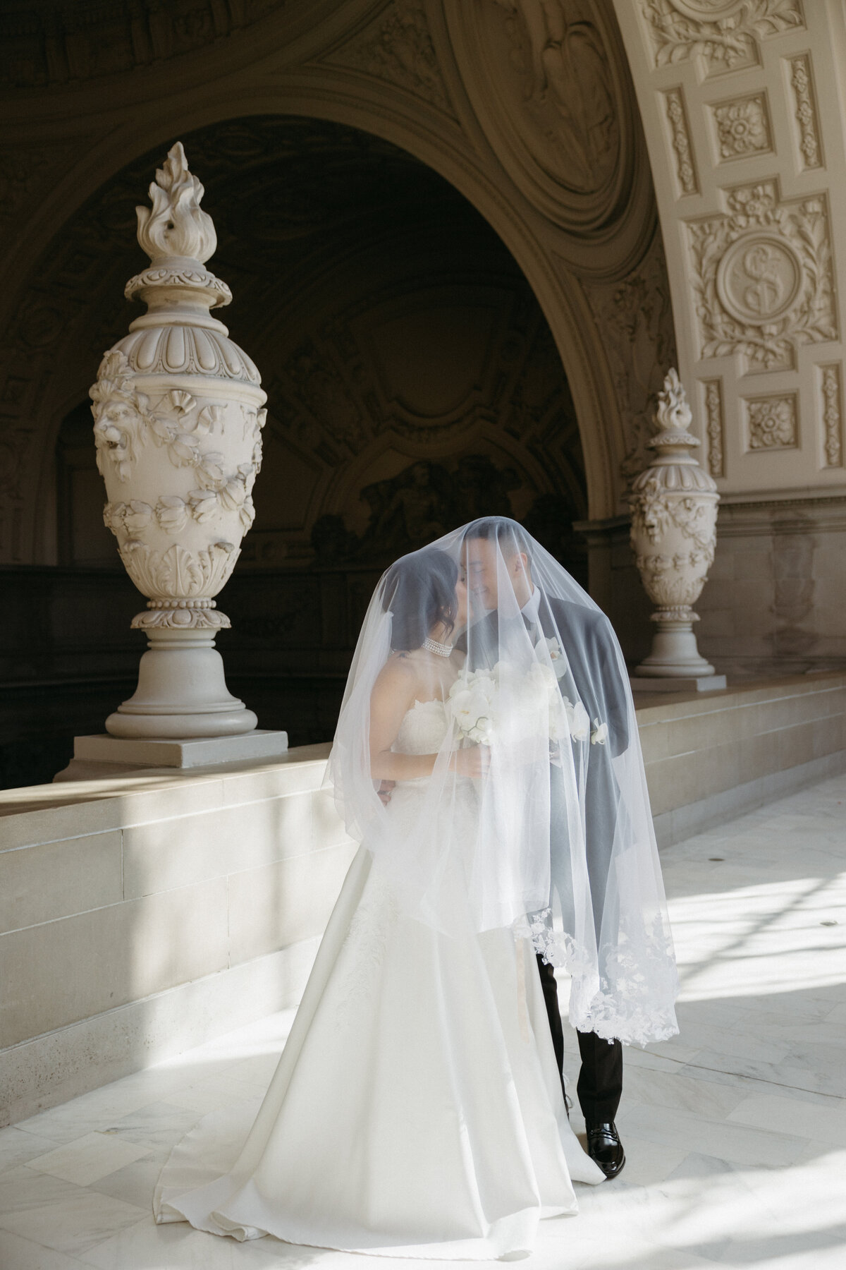 skyler-maire-photography-san-francisco-city-hall-wedding-12
