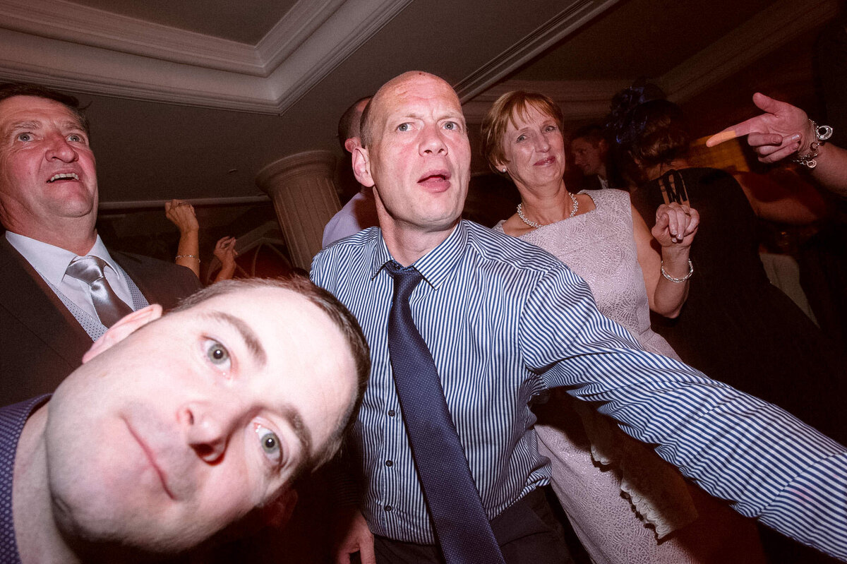 179 wedding-guest-dancefloor-symmetry