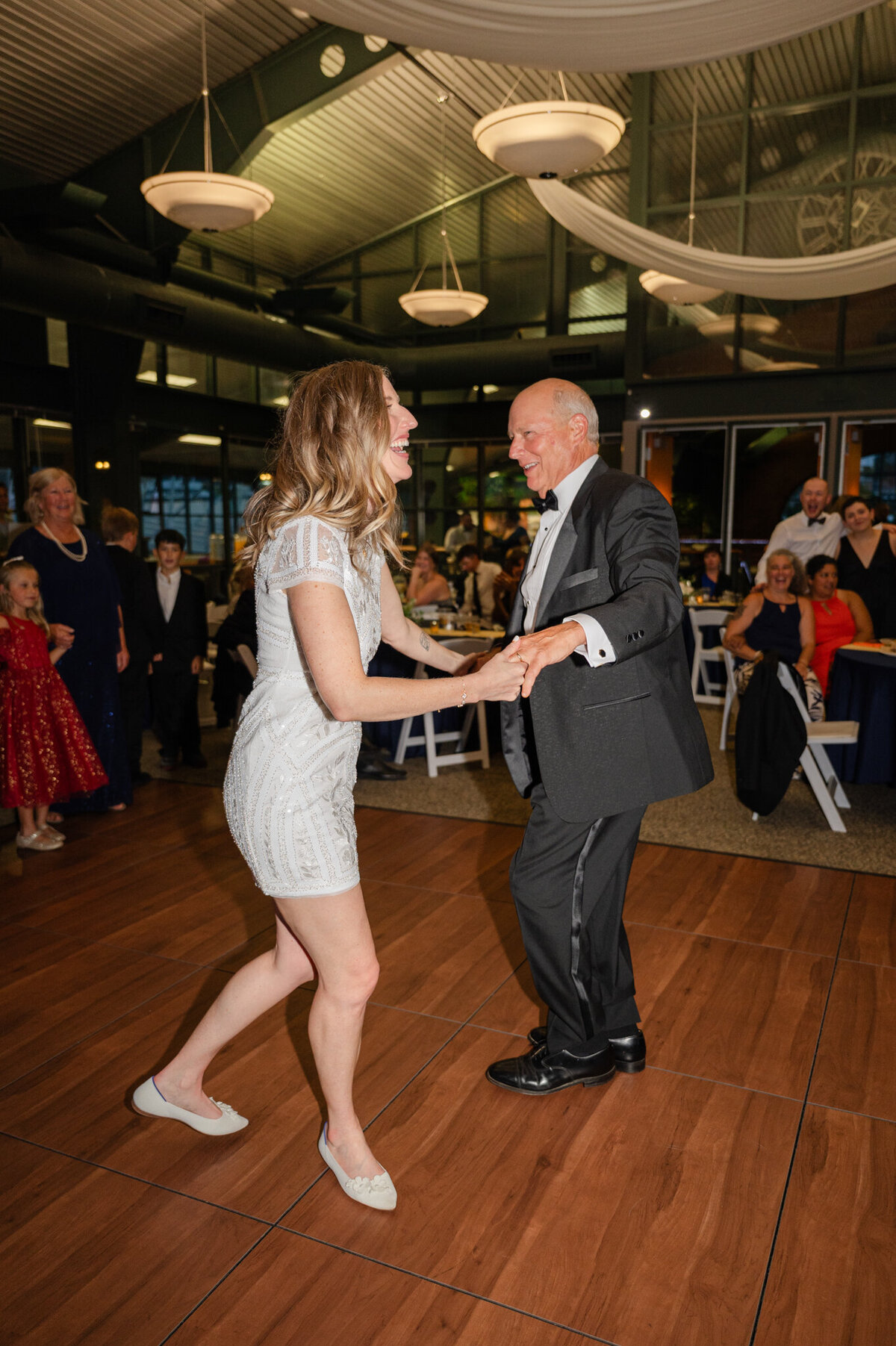 Bellingham-Cruise-Terminal-Wedding_Caylie-Mash-Photography_AB50
