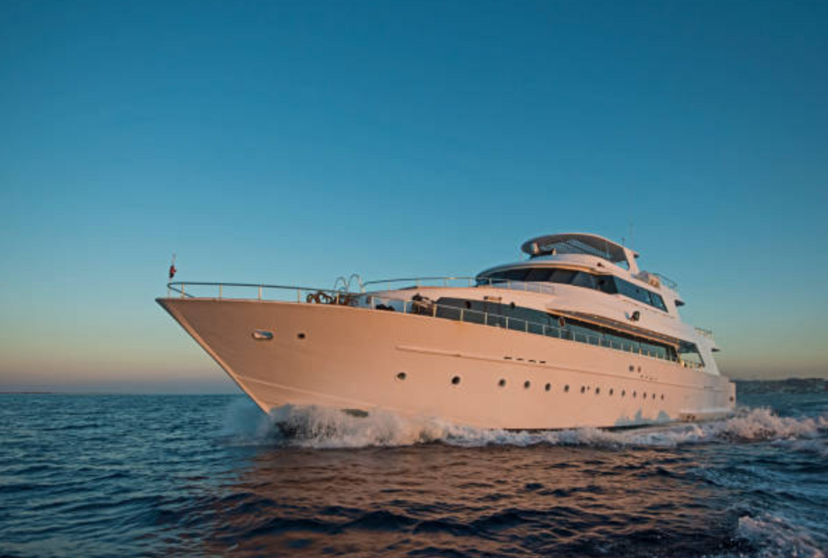 evening-yacht