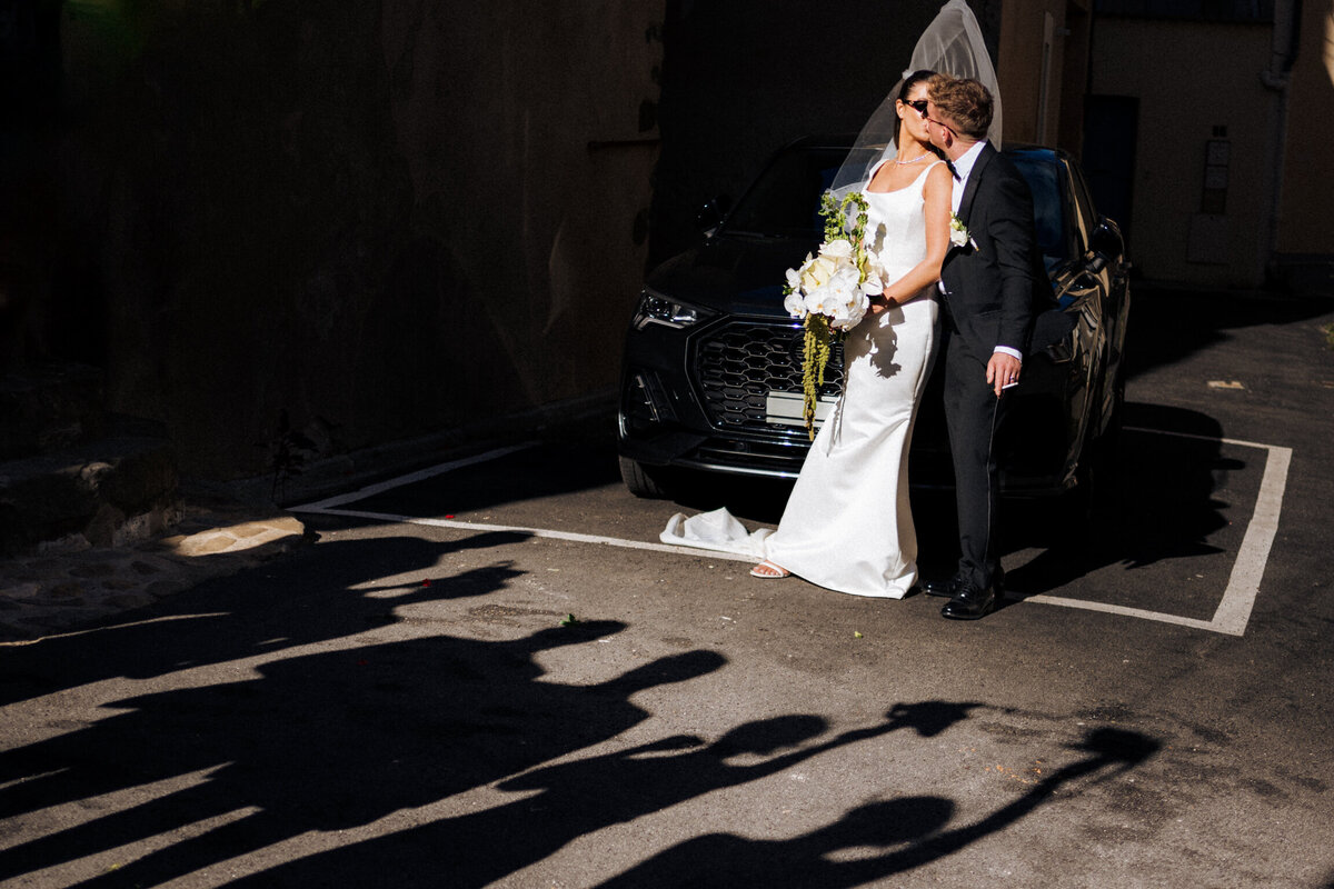 bride-and-groom-church-exit-couple-portrait-france6