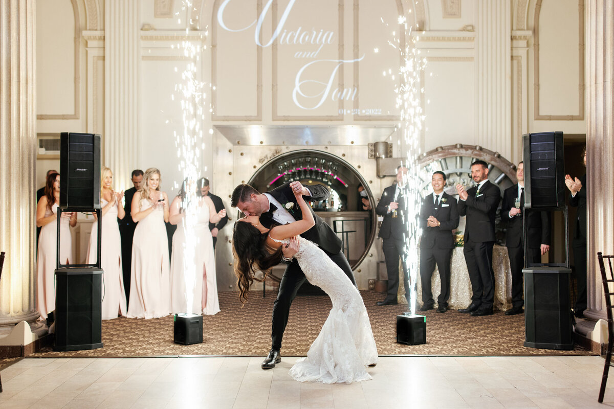 98-bride-groom-epping-forrest-yacht-club-photography-10
