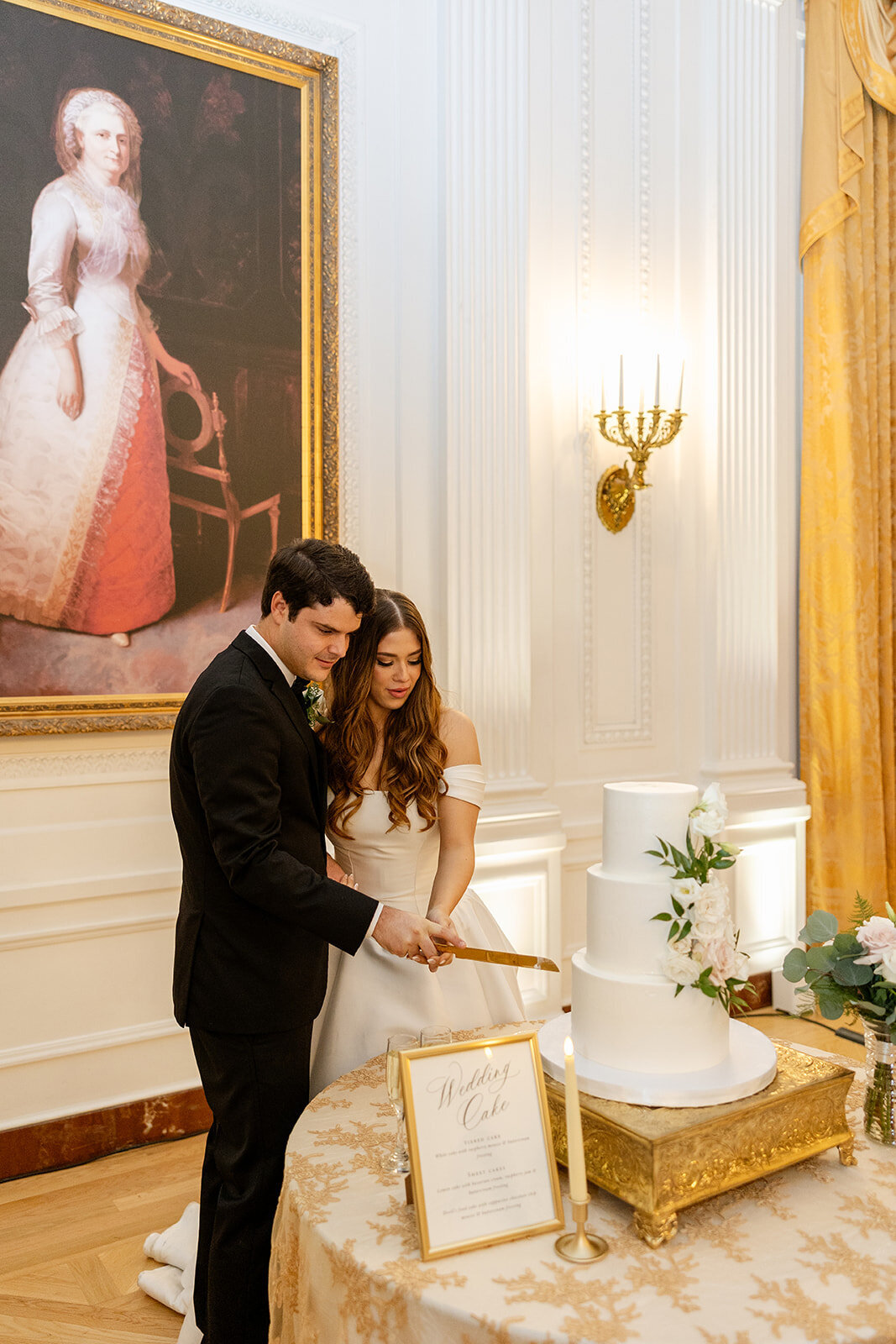 pretty-palm-leaf-event-co-dylan-and-erynn-wedding-at-the-nixon-24