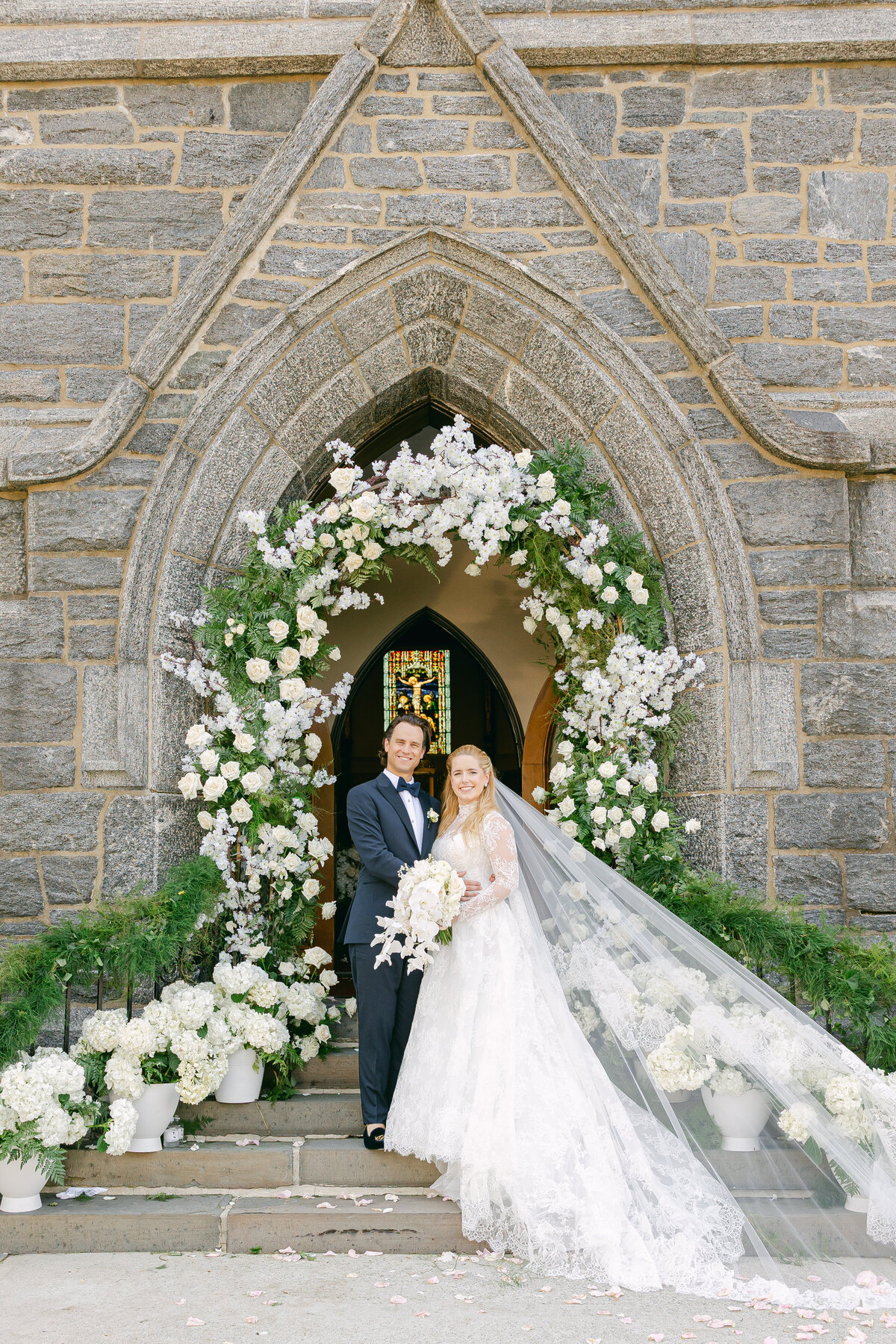 st dominic's catholic church oyster bay wedding photos
