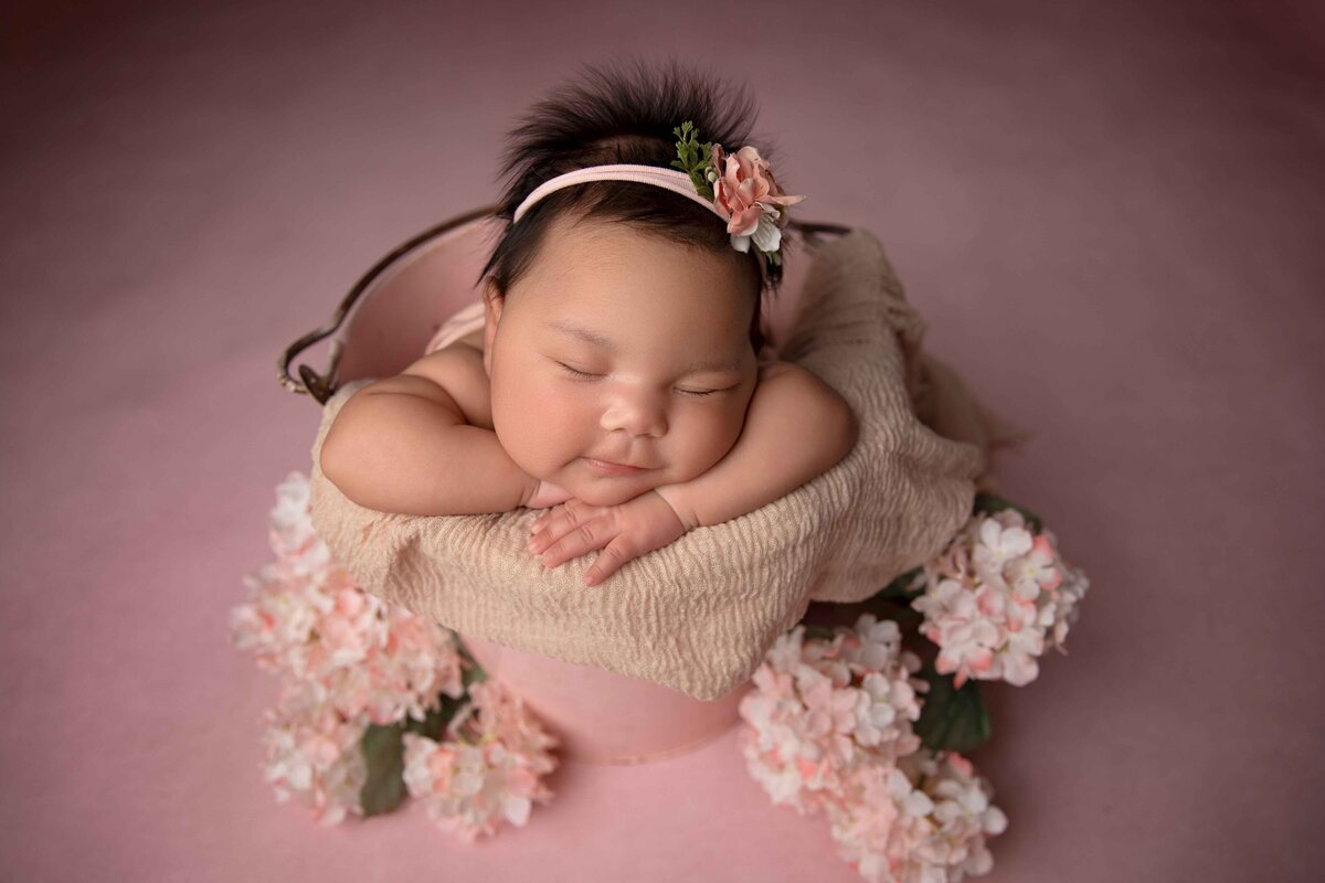 Litchfield Park Arizona newborn photos in a bucket