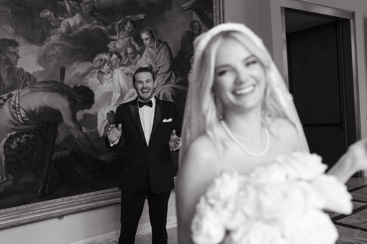 AveryPhillipsPhoto-Morgan+Dominic-DetroitInstituteofArtsWedding-154