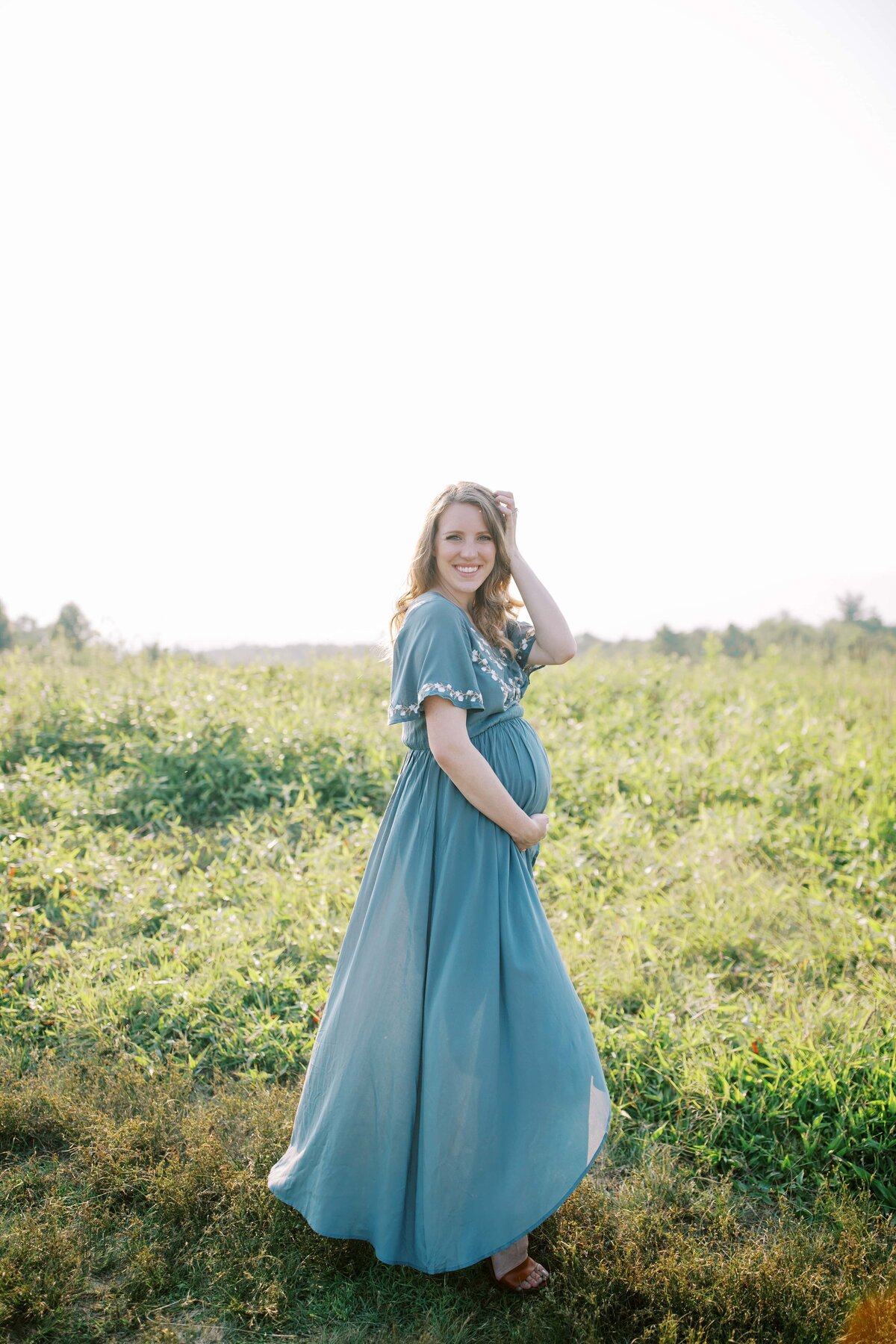 Danielle-Defayette-Photography-Beauty-Spot-Maternity-Photos-Unicoi-31
