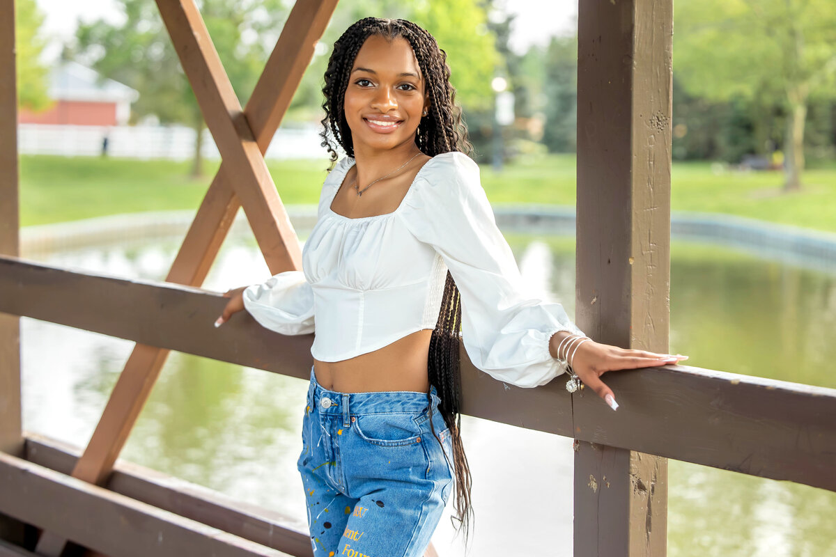 Spring Senior Session at Taylor Heritage Park in Taylor, Michigan