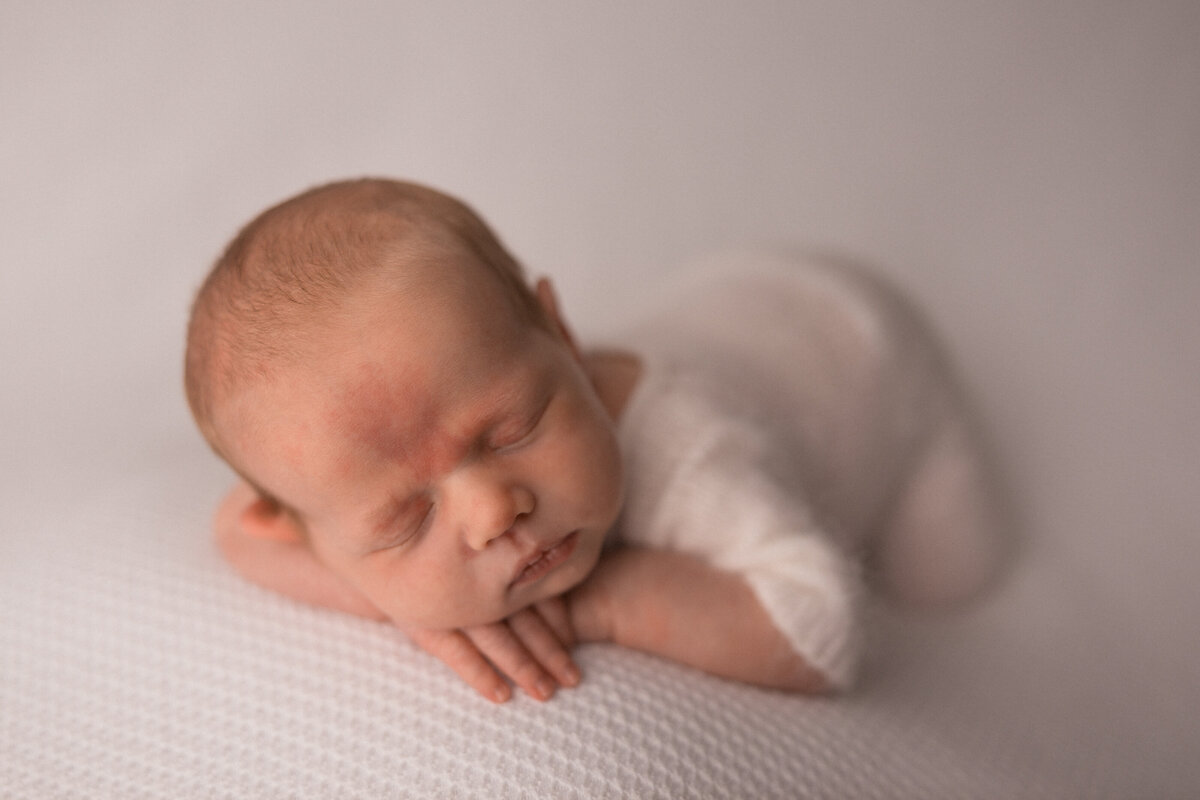 Fargo-Newborn-Photographer-6