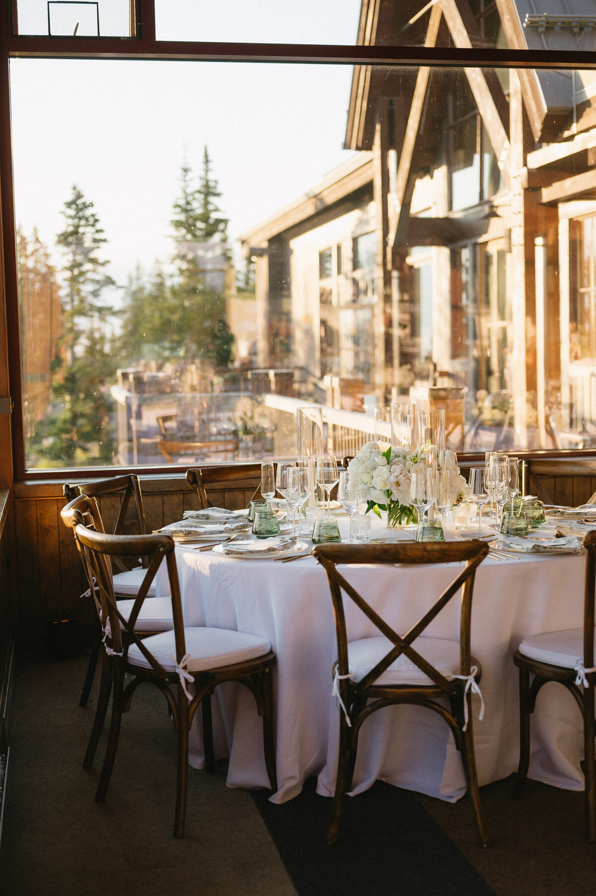 Calluna-Events-Aspen-Wedding-Reception-Room-4