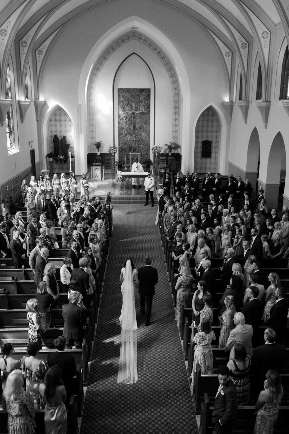 Sacred-Heart-Winnetka-Wedding-Ceremony