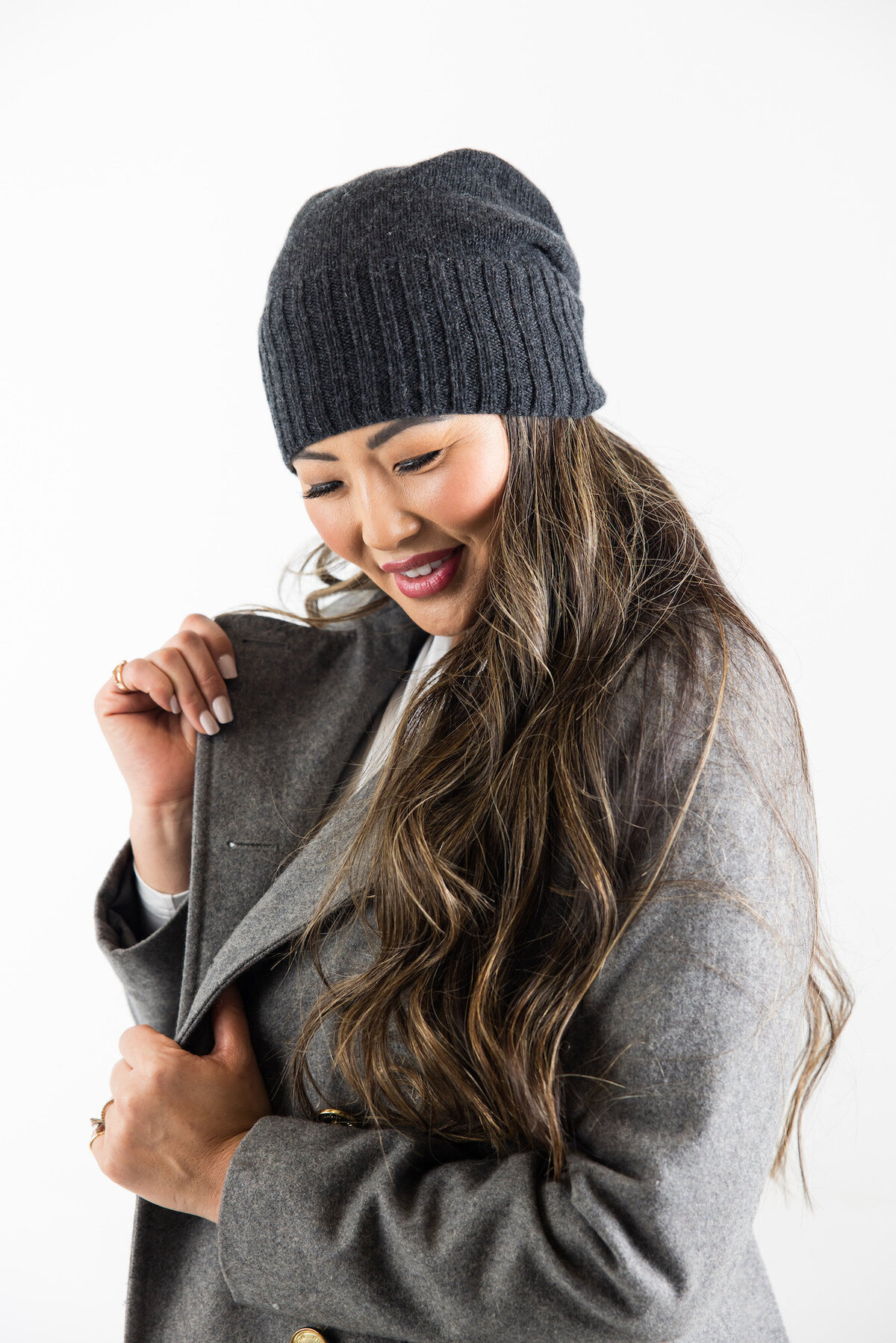 Coastal Cashmere Seattle Beanie Charcoal 1
