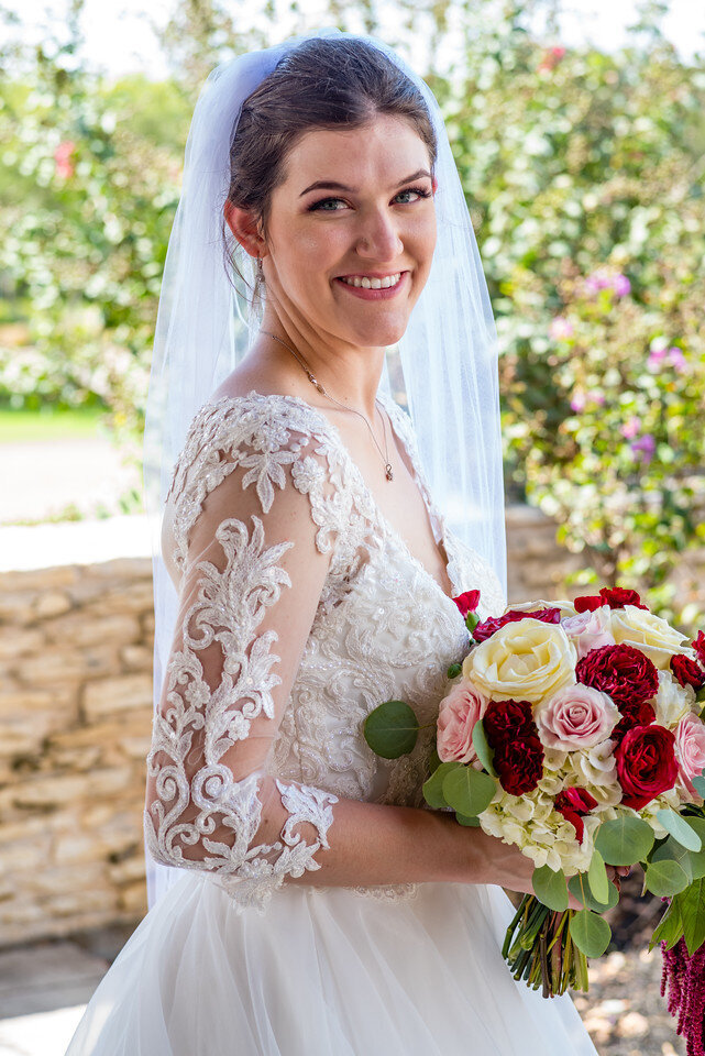 Austin-wedding-florist-glitter-poppy-burgundy- (39)