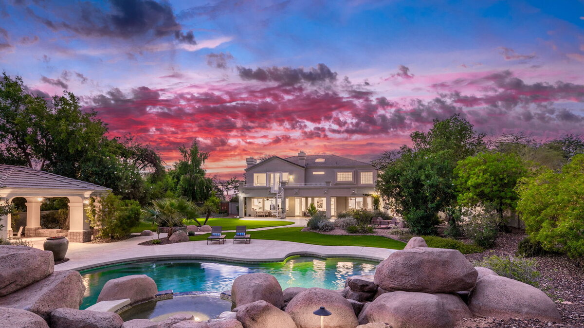 138-web-or-mls-P1099347