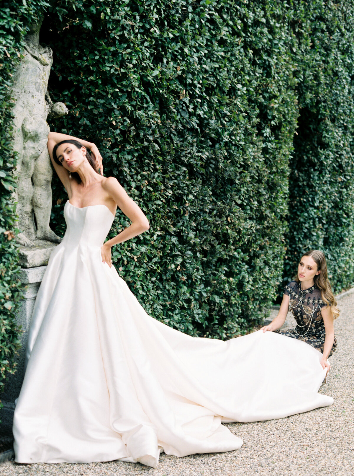 Villa Balbiano Wedding - Bride and groom making their grand entrance at Villa Balbiano