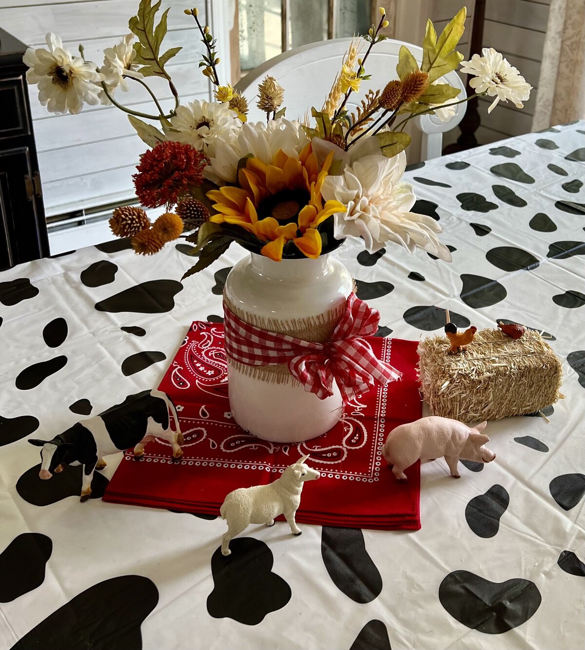 barnyard centerpiece