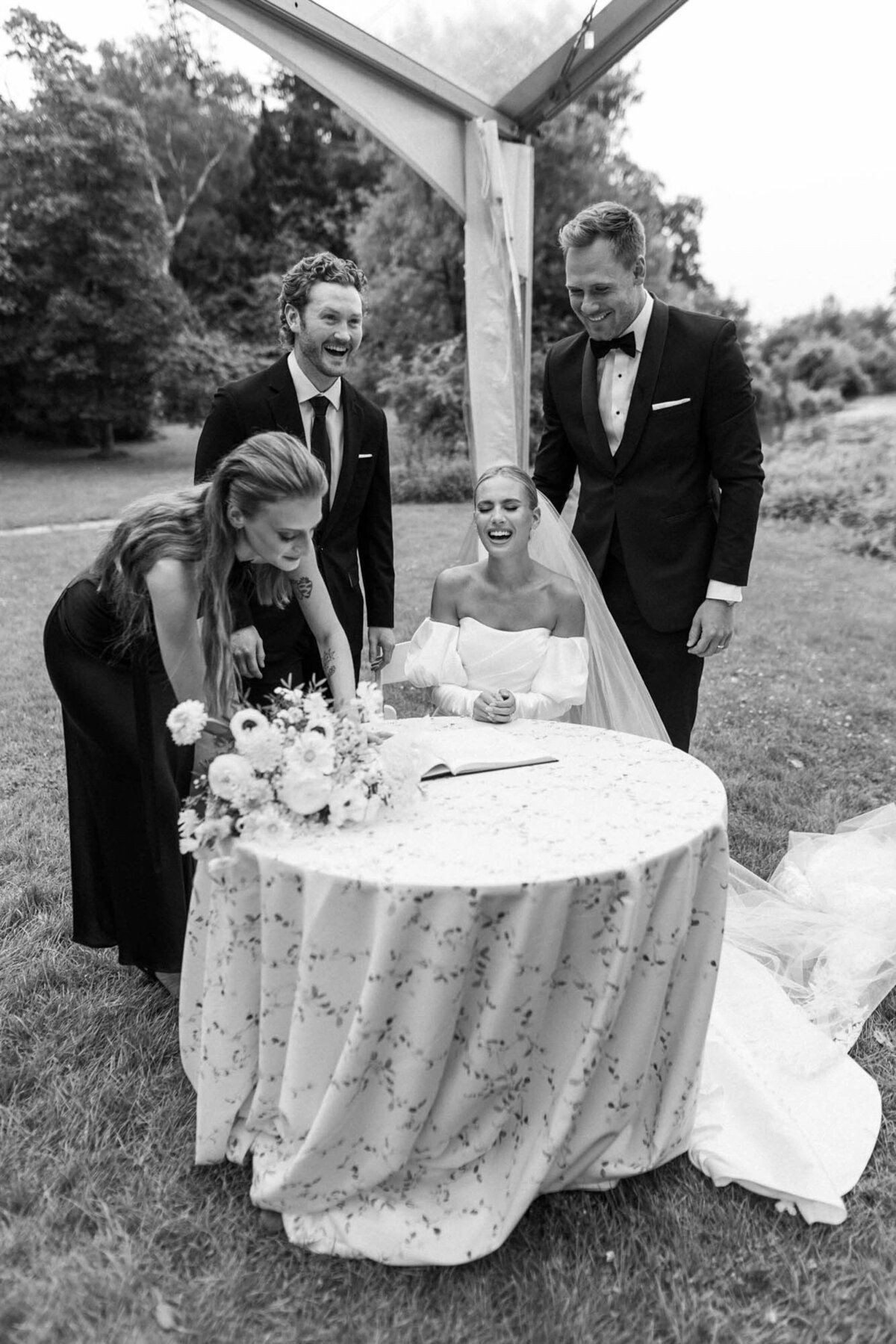 515-Harding-Waterfront-Estate-Toronto-Canada-Claire-Lawson-Crouse-Wedding-34