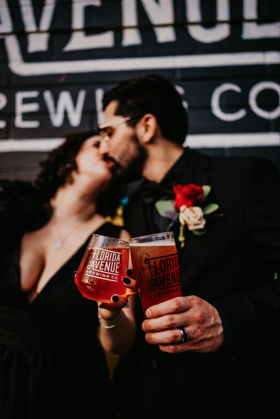 mariah-lacy-photo-florida-ave-brewery-elope-unique-wedding-venue-6