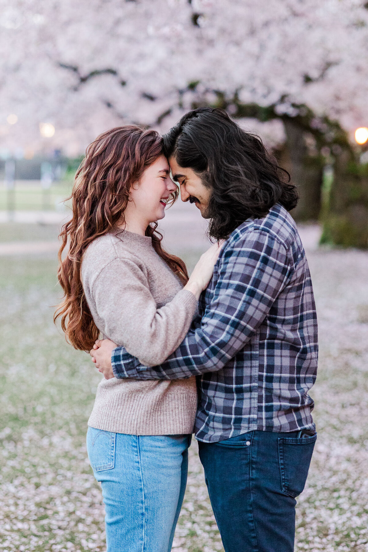UW-Cherry-Blossoms-Engagement-Photos-39