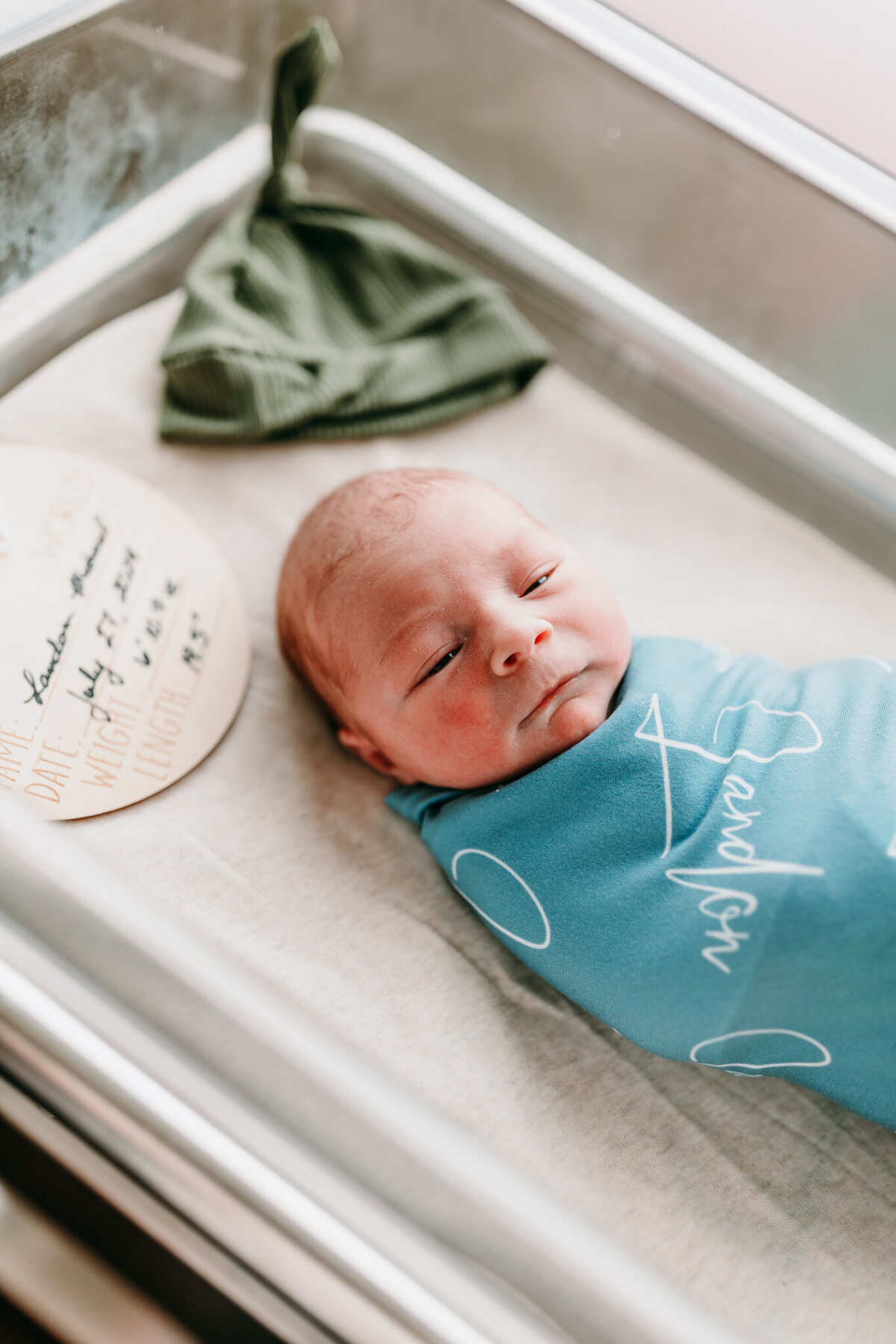 NW Arkansas fresh 48 photographer, fresh 48 photos near me NWA, fresh newborn photoshoot Fayetteville AR, professional fresh newborn photography