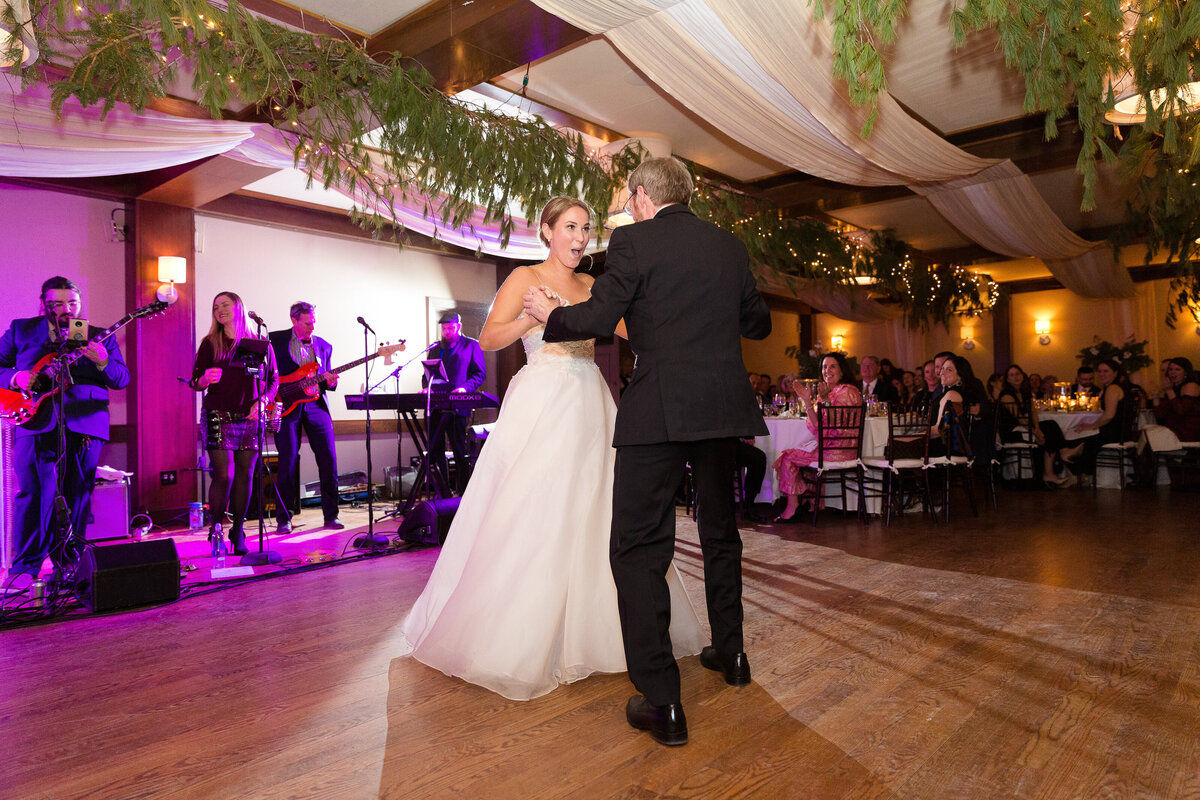 Woodstock-Inn-Vermont-Winter-Wedding-97