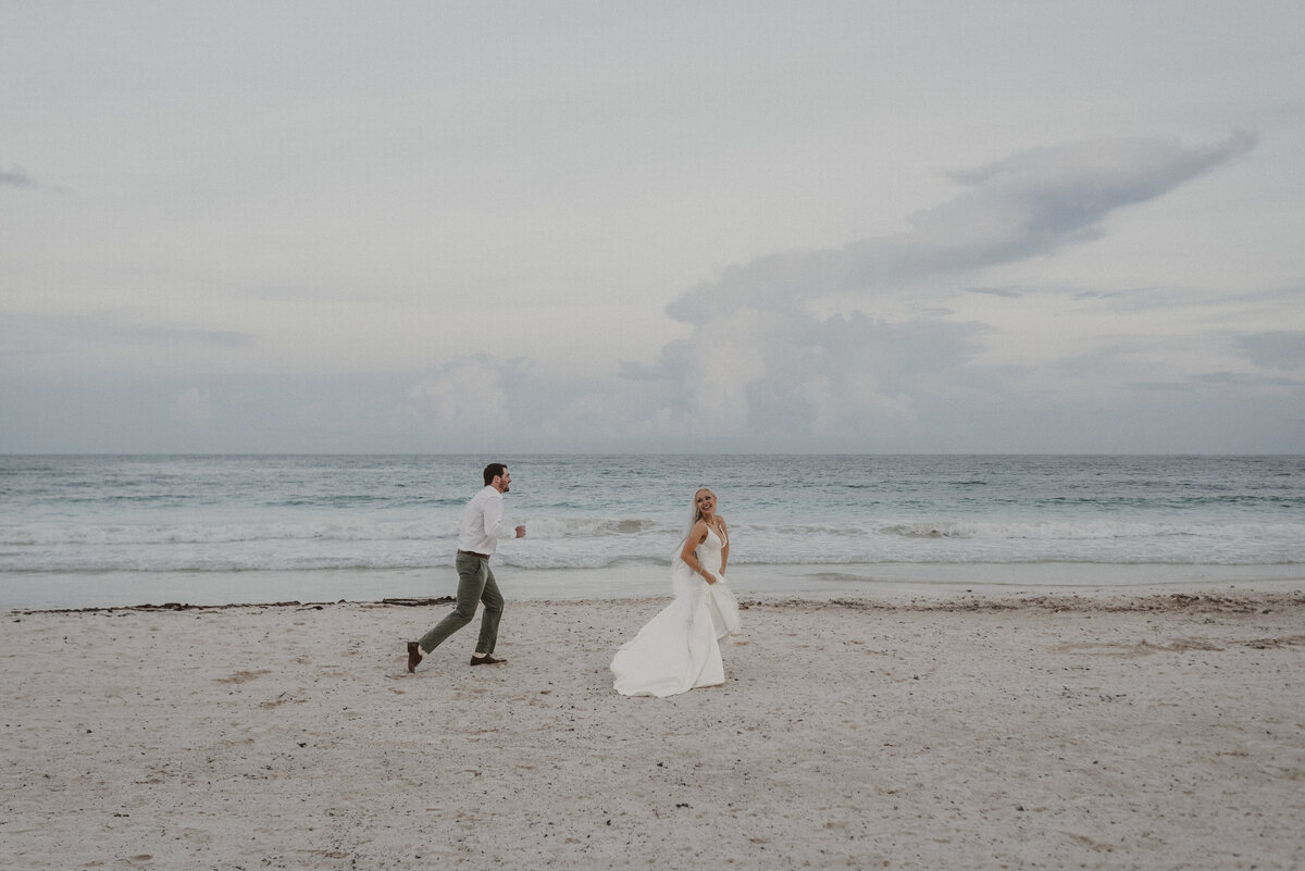 Ambar + Alejandro with Tulum Wedding Photos-02-1076