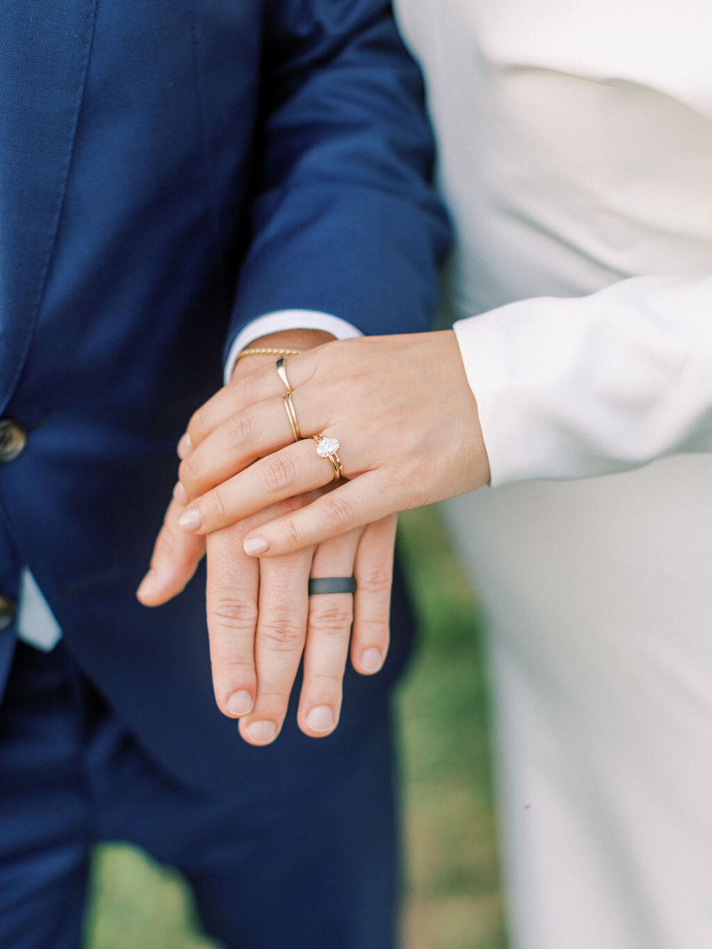 Leslie&Ricardo_EarlyMountainVineyardWedding_SneakPeek-107