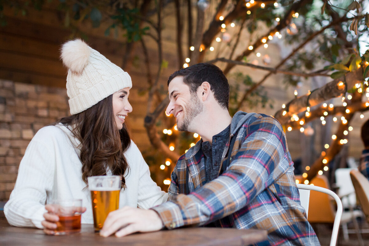 rainey-street-engagement-photos-003