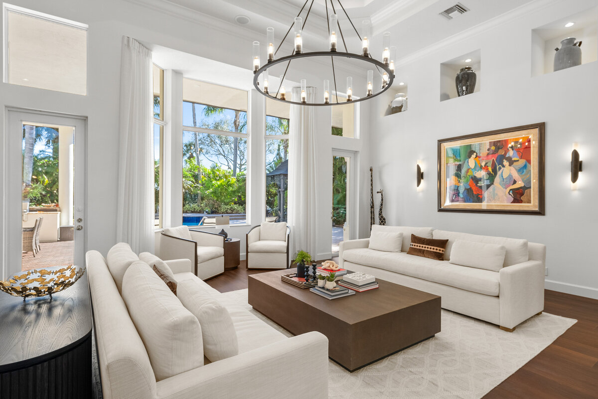 Interior-Concierges-Modern-Warmth-Jupiter-Interior-Designer-03