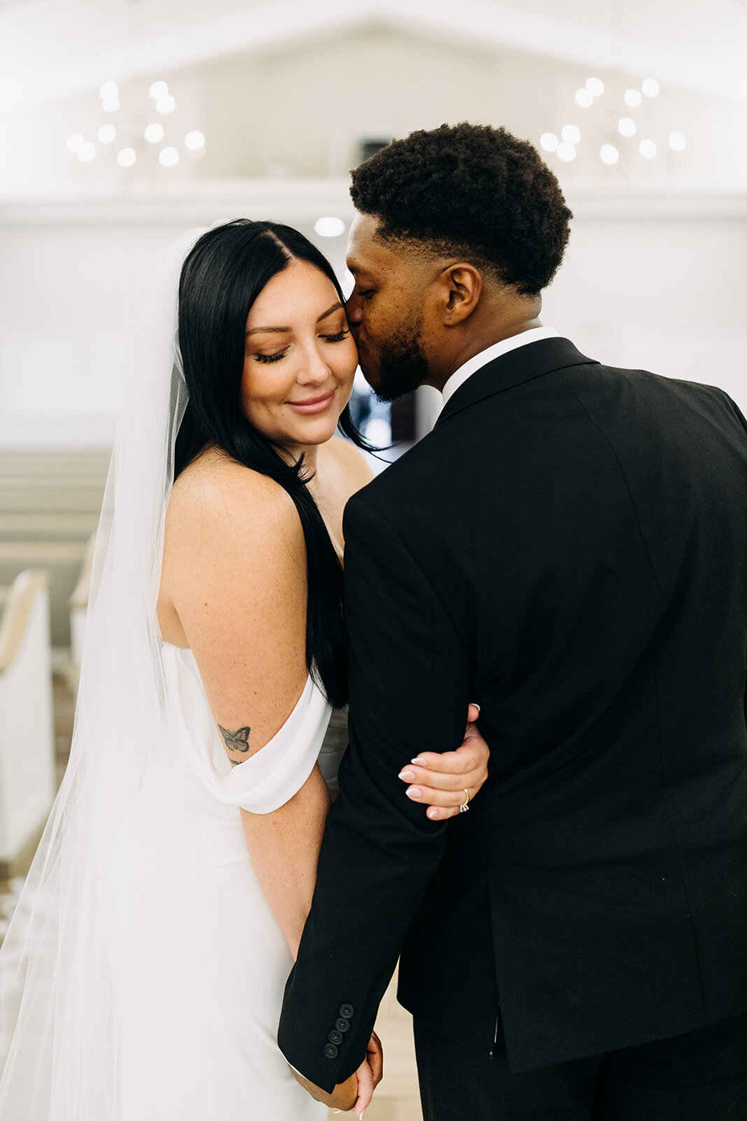 amber-mcwhorter-harborside-chapel-tampa-elopement-chantilly-chic-celebrations-5