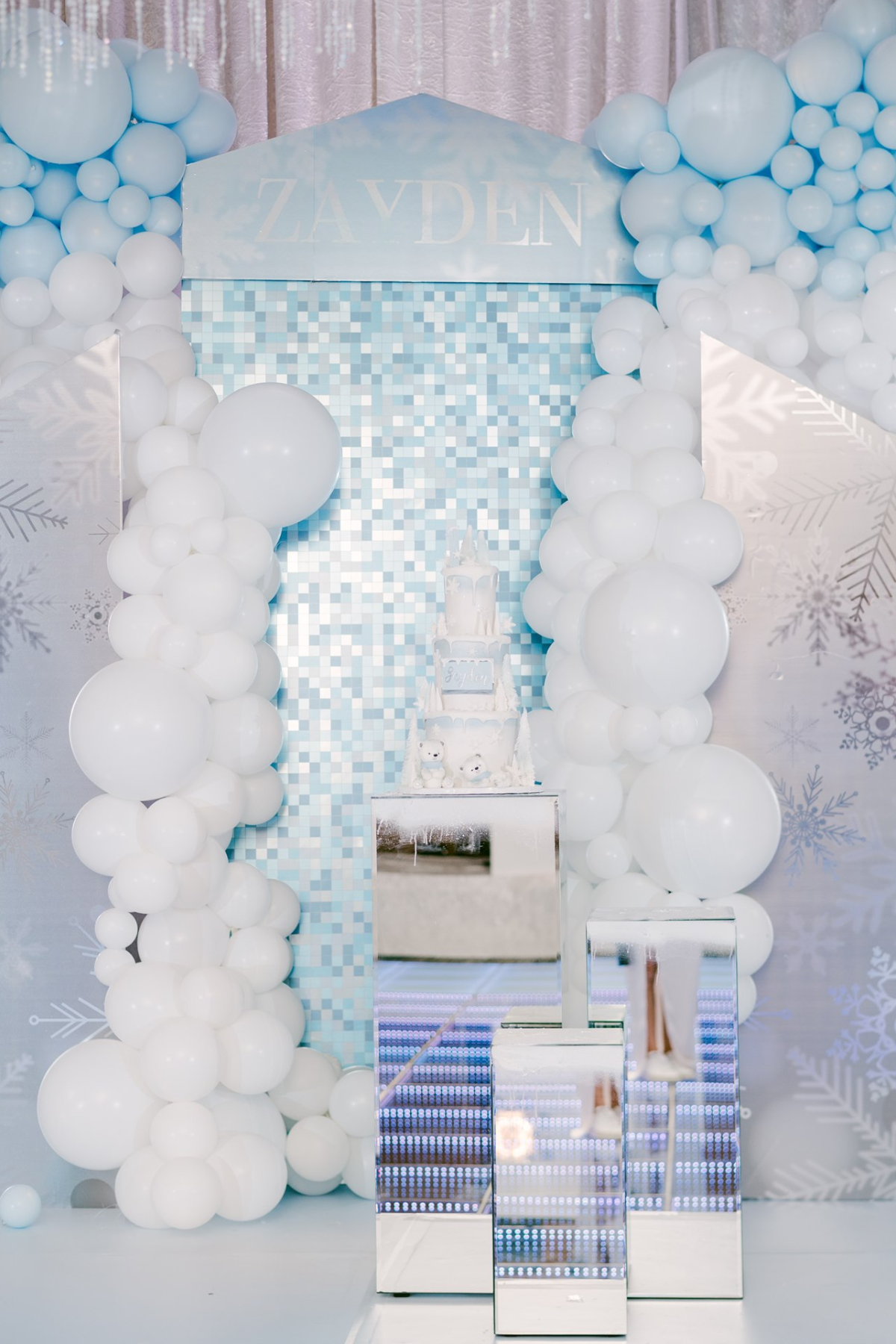 luxury-birthday-event-decor-winter-theme-1