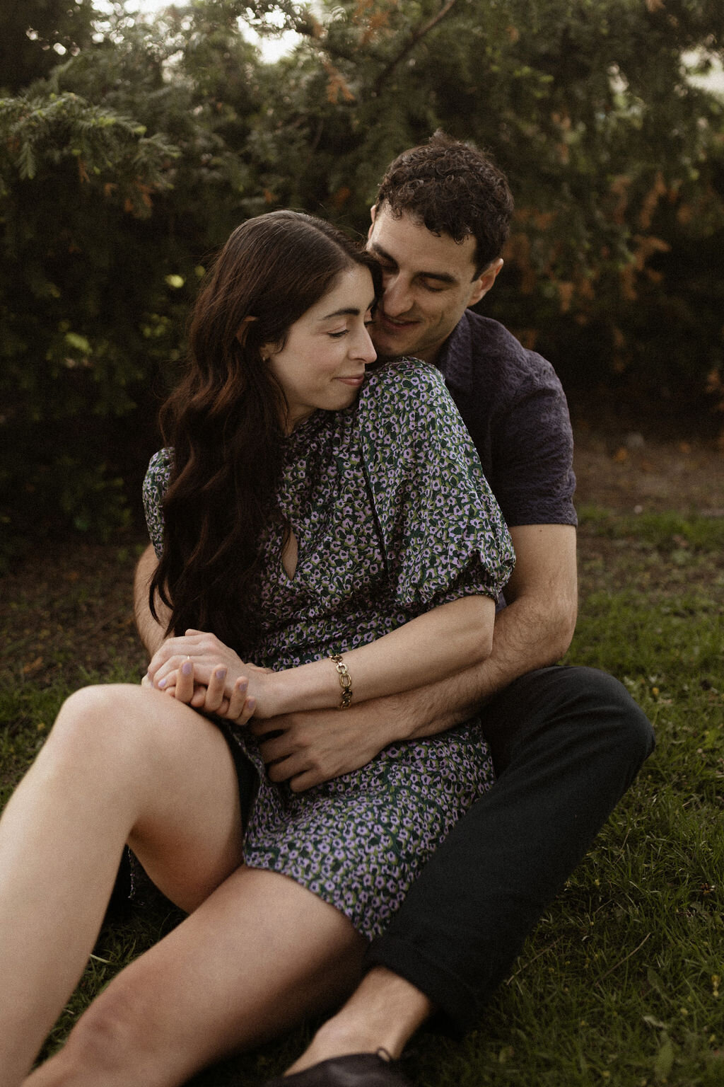 Flo+Justin-EngagementSessioninRiverdale,Toronto-67