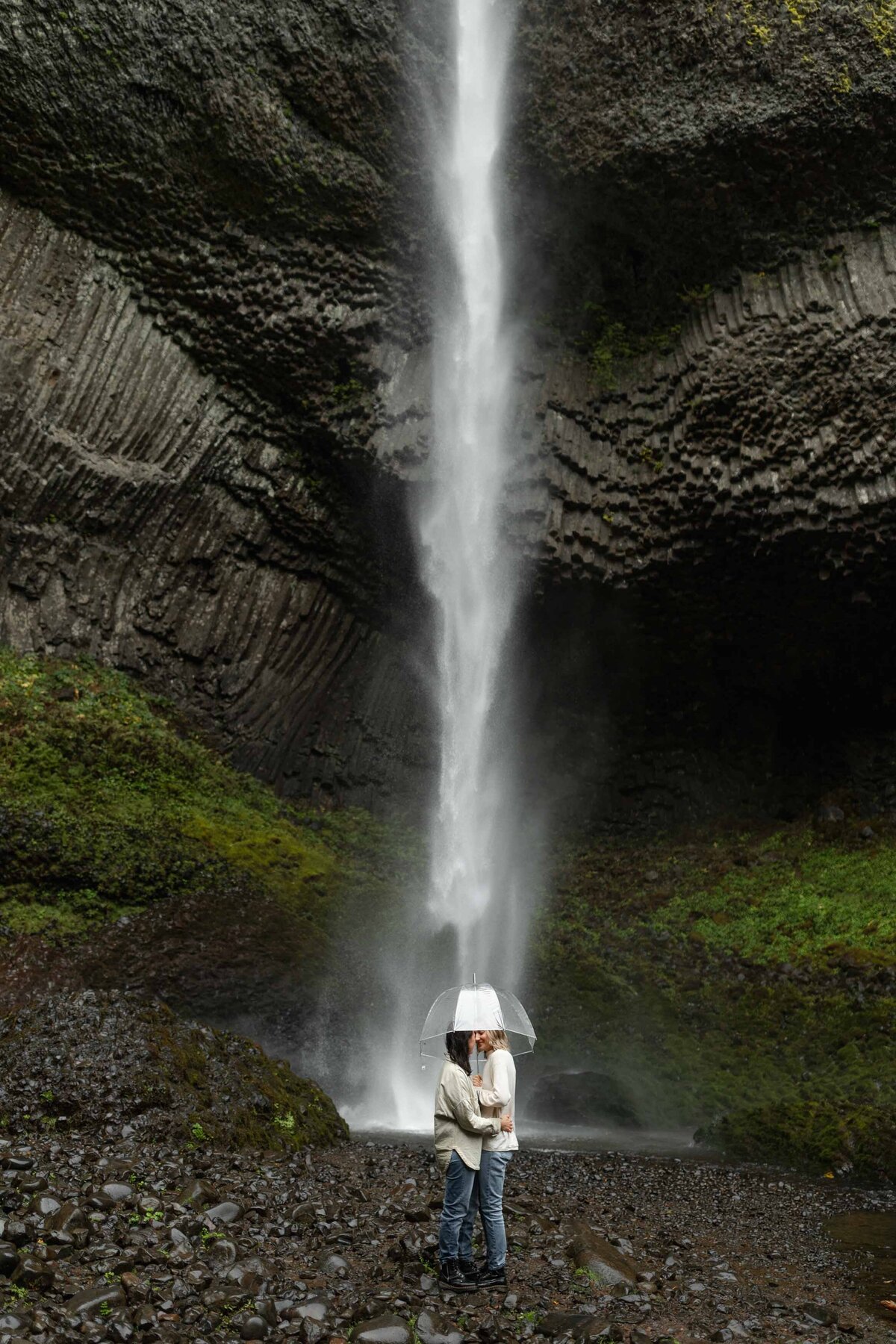 latourell-falls-engagement-session-lgbtq-75