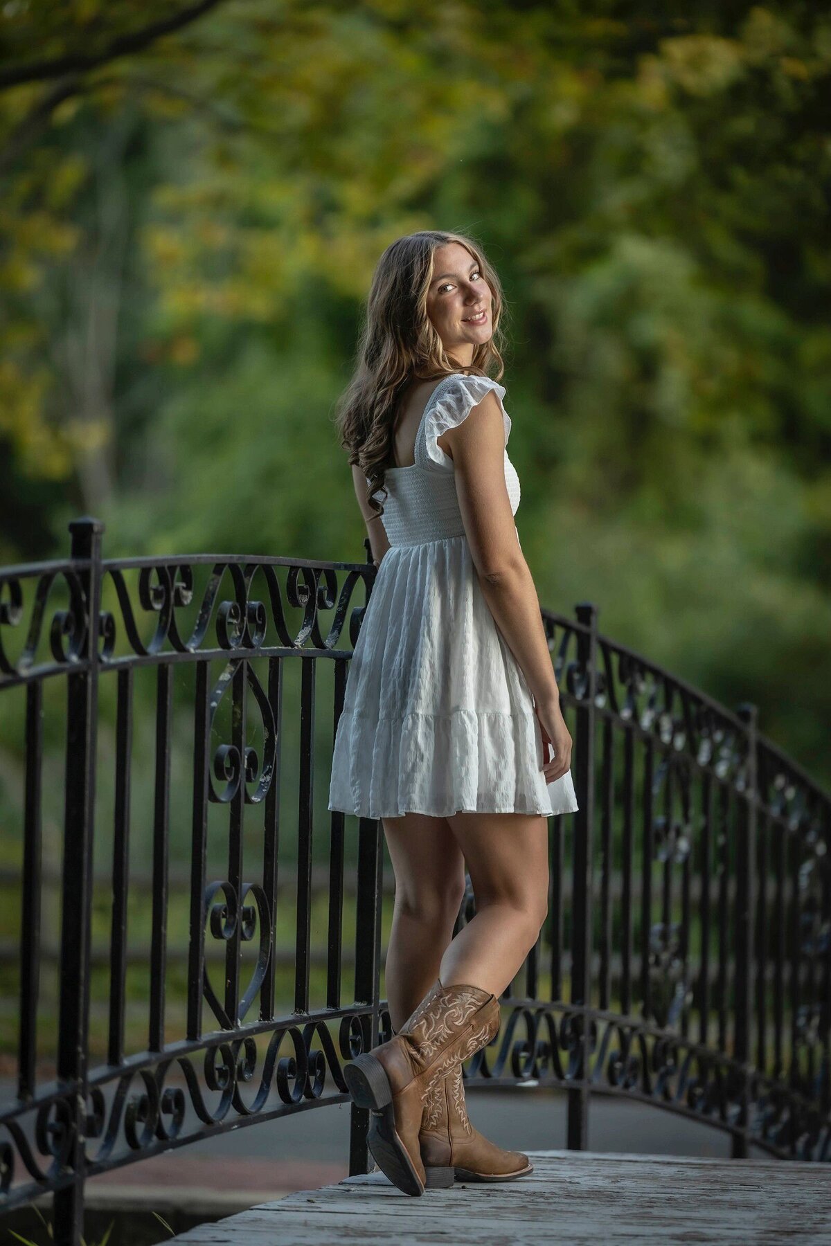 Black-Label-Senior-Portraits-Sam-M-0871RG