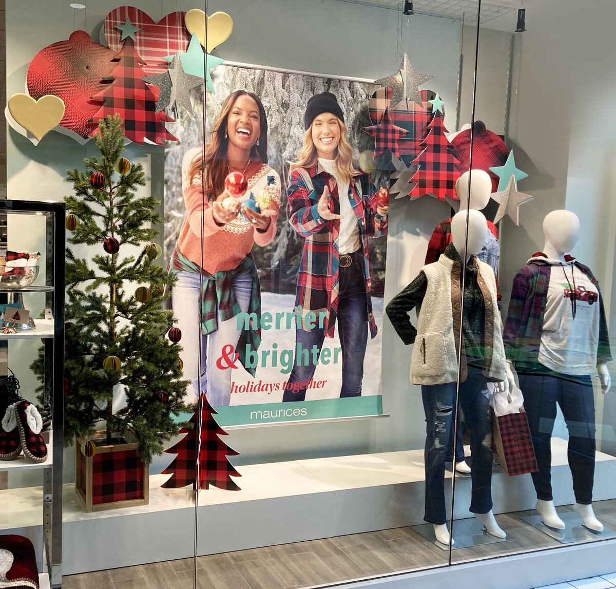 2021_Duluth_HolidayFashionWindow