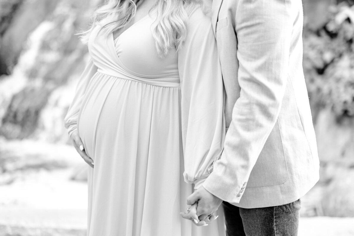 Sanderson Maternity-67