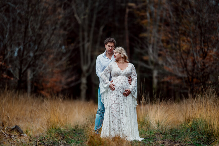 Jolamulderfotografie-zwangerschapsshoottwente- zwangerschapsfotograaftwente-zwangerschapsfotografiemetjurken-3