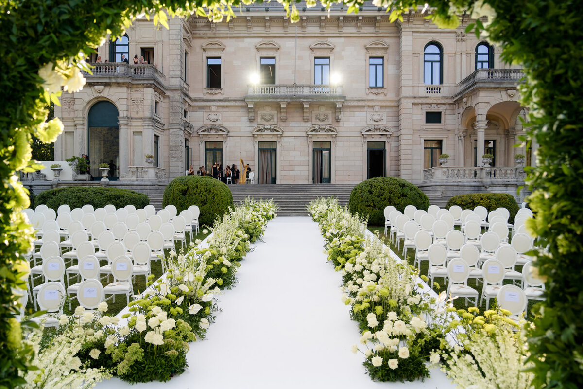 Lake Como Wedding European Event Coordinator @alejandrapoupelevents 4