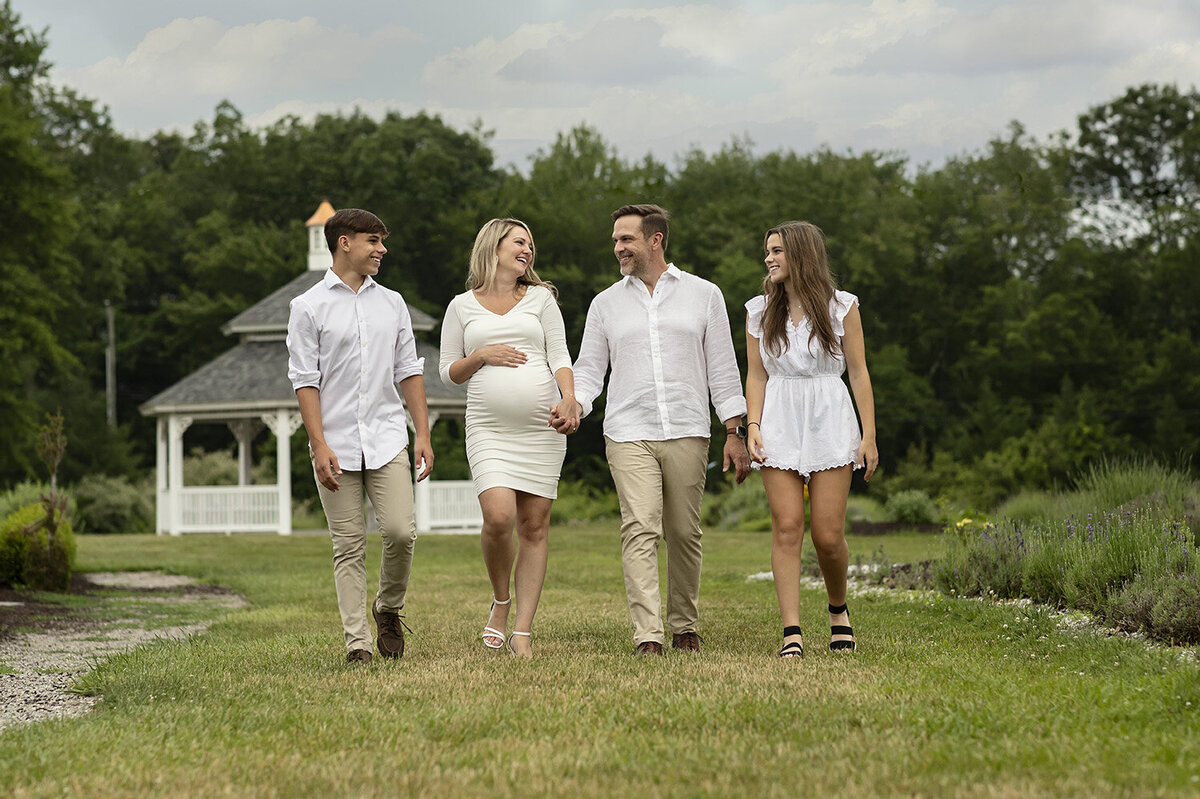 Southington_CT_Maternity_Photographer_38 (1)