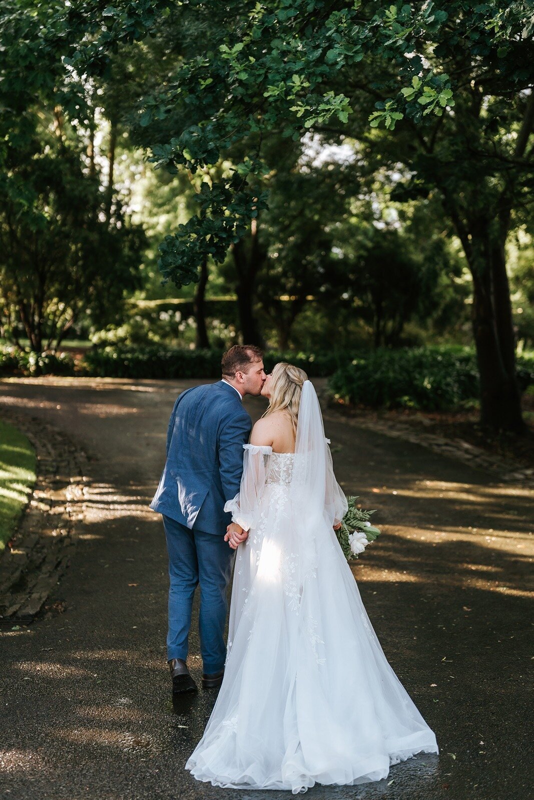 Elope-styled-micro-wedding-elopement-flowerdale-estate-marriage31