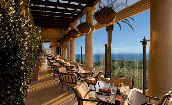 pelican-grill-terrace