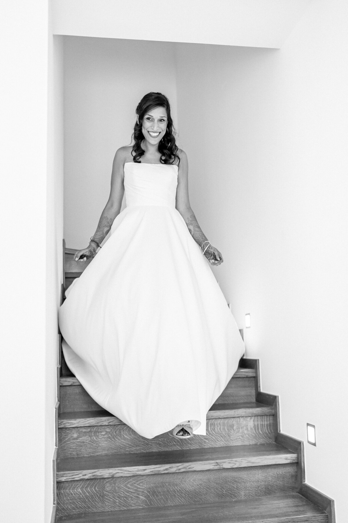 Croatia-wedding-Mestrovic-Gallery-Split-Victoria-Amrose-Photography (19)